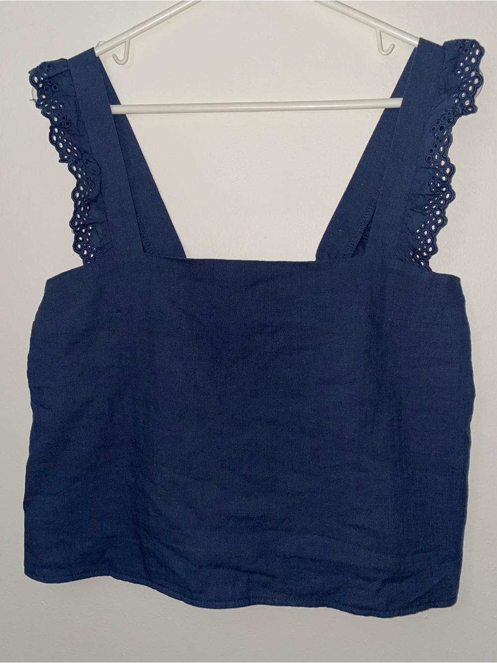 Edikted Women’s Viviana Blue Linen Look Ruffle Straps Boxy Crop Tank Top
